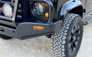 Land-rover-Defender-110-1993-Santorini-Black-Black-Leather-11