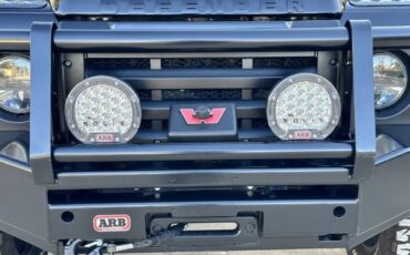 Land-rover-Defender-110-1993-Santorini-Black-Black-Leather-12