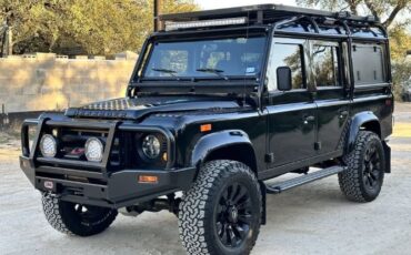 Land-rover-Defender-110-1993-Santorini-Black-Black-Leather-17