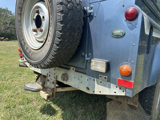 Land-rover-Defender-110-1995-Blue-Gray-16