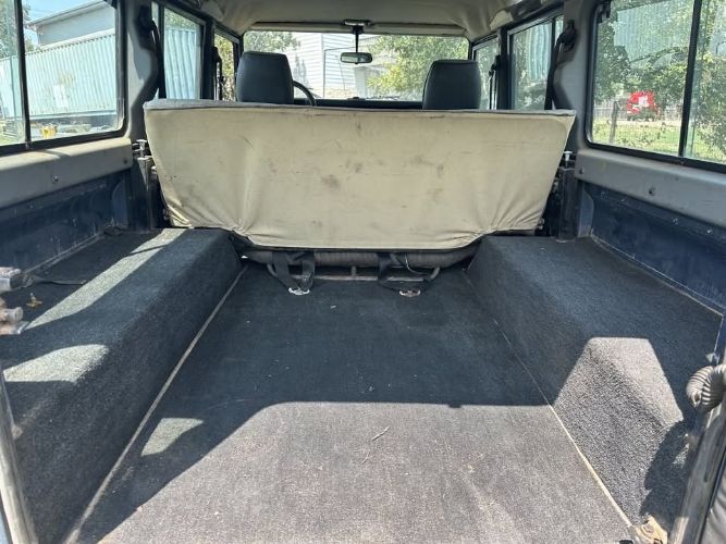 Land-rover-Defender-110-1995-Blue-Gray-3