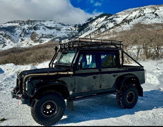Land-rover-Defender-1980-9