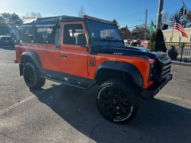 Land-rover-Defender-1985-Orange-17