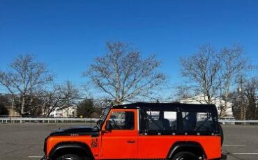 Land-rover-Defender-1985-Orange-5