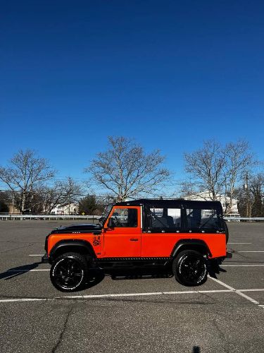 Land-rover-Defender-1985-Orange-5