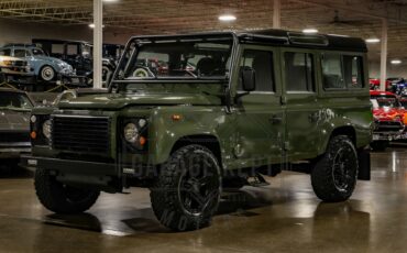 Land-rover-Defender-1986-Green-Black-25