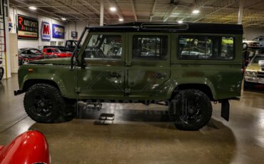 Land-rover-Defender-1986-Green-Black-27