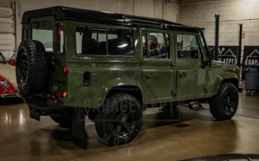 Land-rover-Defender-1986-Green-Black-31