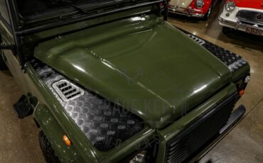 Land-rover-Defender-1986-Green-Black-32
