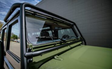 Land-rover-Defender-1986-Green-Black-4