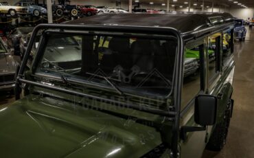 Land-rover-Defender-1986-Green-Black-42