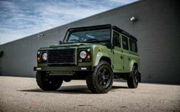 Land-rover-Defender-1986-Green-Black-44