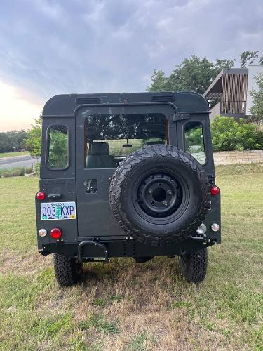 Land-rover-Defender-1987-Gray-3