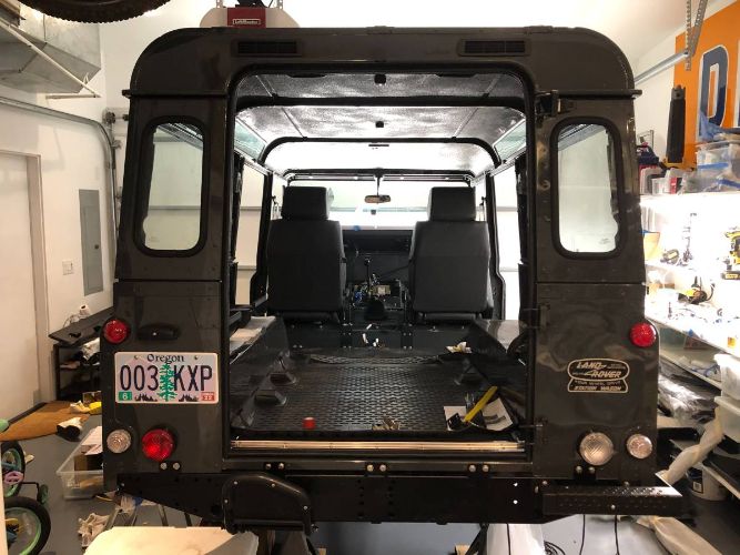 Land-rover-Defender-1987-Gray-6