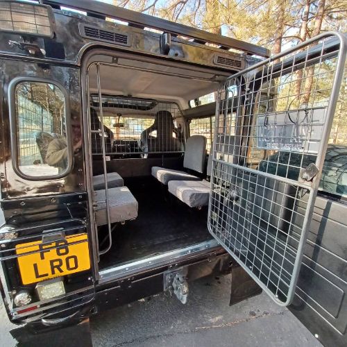 Land-rover-Defender-1988-Black-8