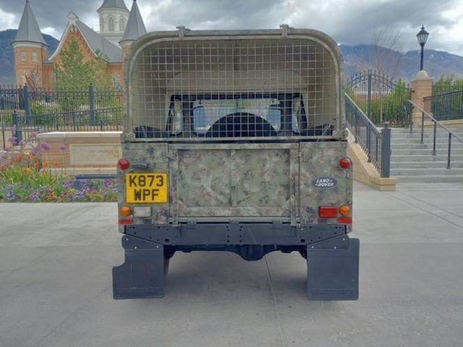 Land-rover-Defender-1988-Camo-Gray-2