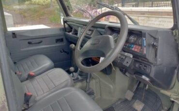 Land-rover-Defender-1988-Camo-Gray-3