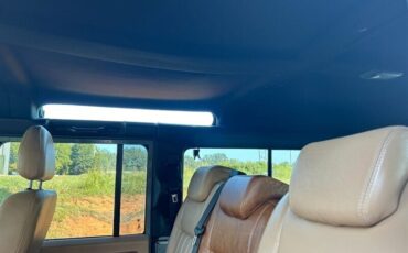 Land-rover-Defender-1990-Gray-Black-15