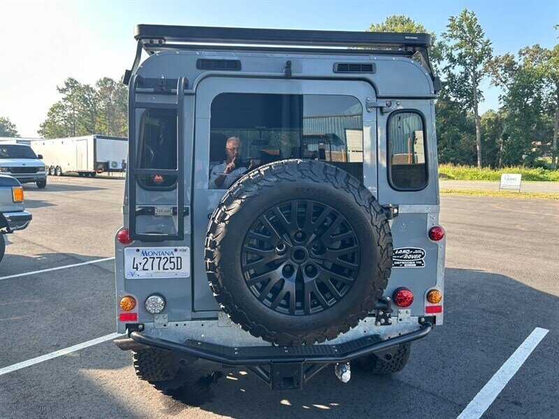 Land-rover-Defender-1990-Gray-Black-27