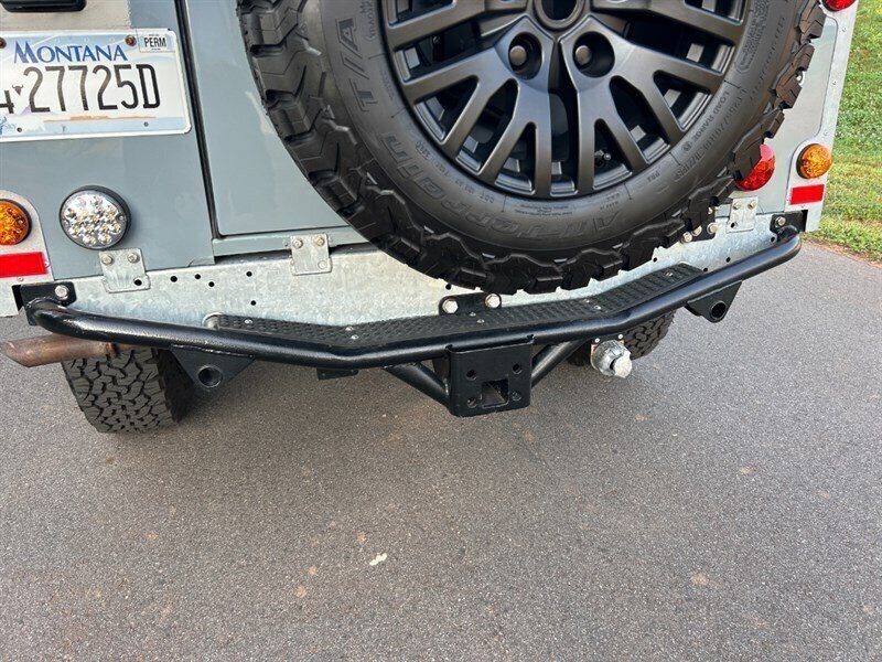 Land-rover-Defender-1990-Gray-Black-37