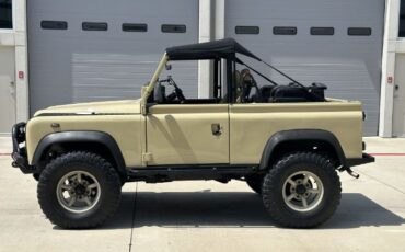 Land-rover-Defender-1990-Tan-10