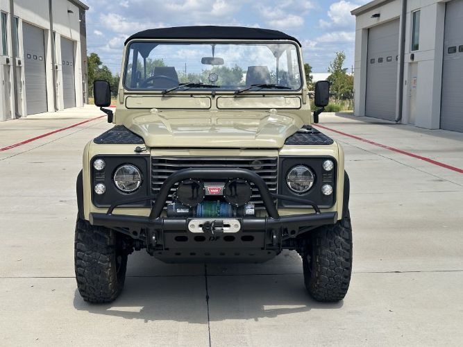 Land-rover-Defender-1990-Tan-20