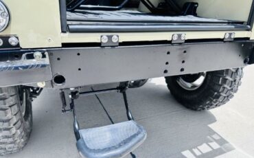Land-rover-Defender-1990-Tan-7