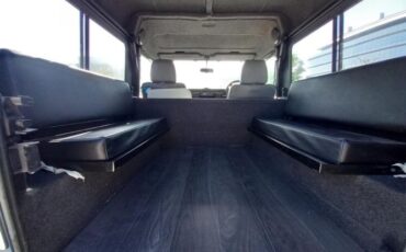 Land-rover-Defender-1991-Blue-Gray-10