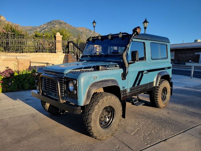 Land-rover-Defender-1991-Blue-Gray-2