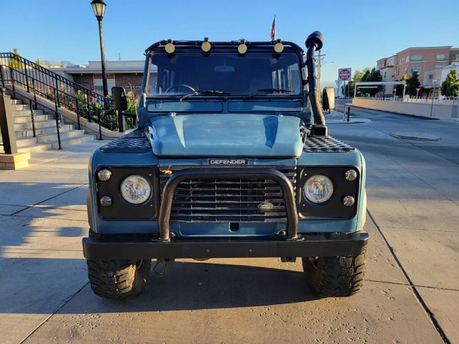 Land-rover-Defender-1991-Blue-Gray-5