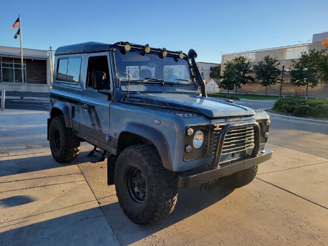 Land-rover-Defender-1991-Blue-Gray-7