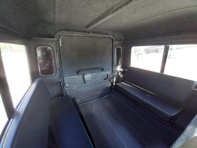 Land-rover-Defender-1991-Blue-Gray-9