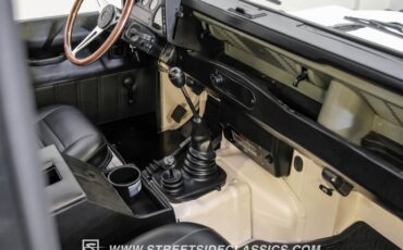 Land-rover-Defender-1991-White-Black-14