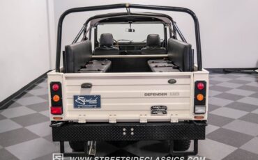 Land-rover-Defender-1991-White-Black-22