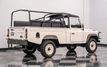 Land-rover-Defender-1991-White-Black-24