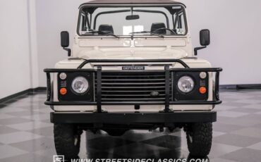 Land-rover-Defender-1991-White-Black-31