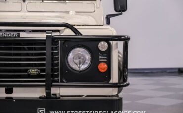 Land-rover-Defender-1991-White-Black-35