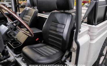 Land-rover-Defender-1991-White-Black-46