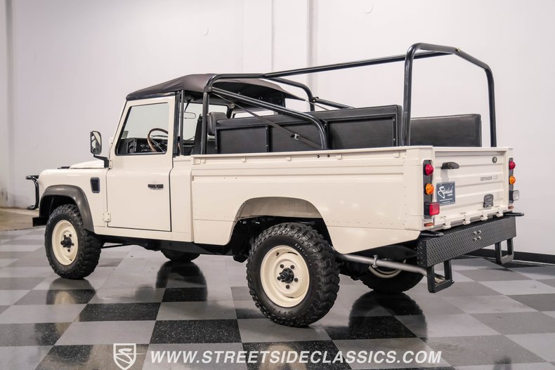 Land-rover-Defender-1991-White-Black-7