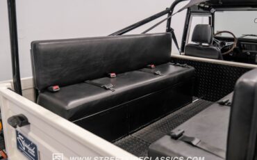 Land-rover-Defender-1991-White-Black-8