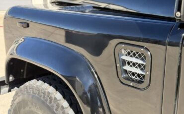 Land-rover-Defender-1992-Black-Faux-Black-Leather-10
