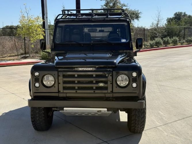 Land-rover-Defender-1992-Black-Faux-Black-Leather-16