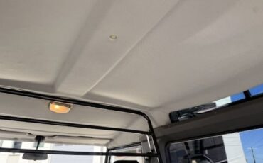 Land-rover-Defender-1992-Black-Faux-Black-Leather-3