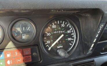 Land-rover-Defender-1992-Black-Faux-Black-Leather-6