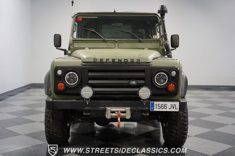 Land-rover-Defender-1992-Matte-Green-Gray-18