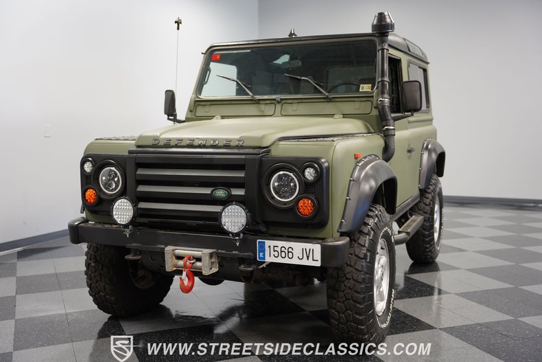 Land-rover-Defender-1992-Matte-Green-Gray-19