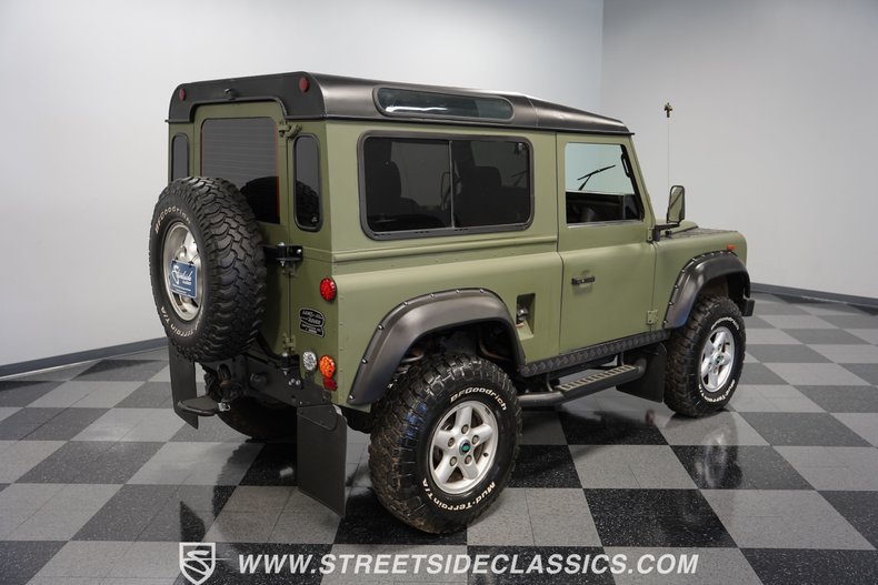 Land-rover-Defender-1992-Matte-Green-Gray-27