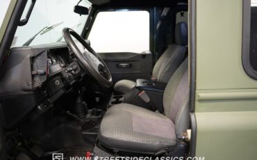 Land-rover-Defender-1992-Matte-Green-Gray-3