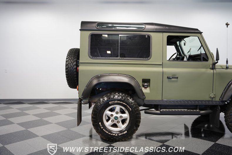Land-rover-Defender-1992-Matte-Green-Gray-30