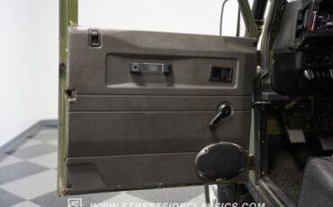 Land-rover-Defender-1992-Matte-Green-Gray-39
